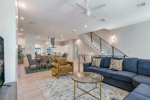 Bienville Villas: Brand New 4br