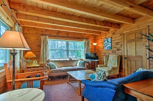 Spacious Freeport Home With 2 Decks And Water View!