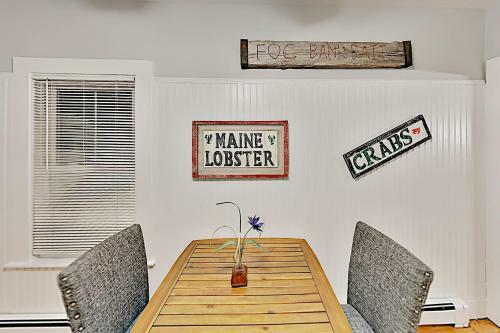 Charming Bayfront Escape - Walk To Dining Home