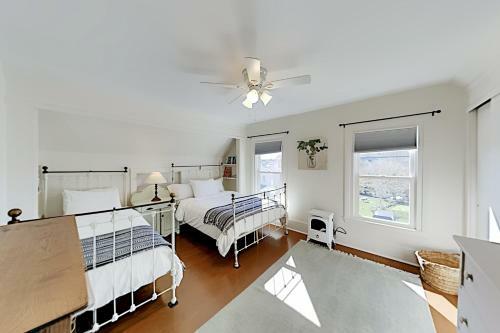 Exceptional Vacation Home In Boothbay Harbor Home