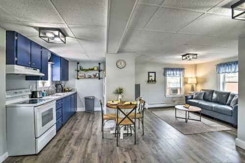 Chic And Central Apartment About 6 Mi To Sebec Lake