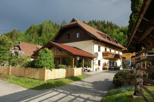 Posada Gasthof Martinihof