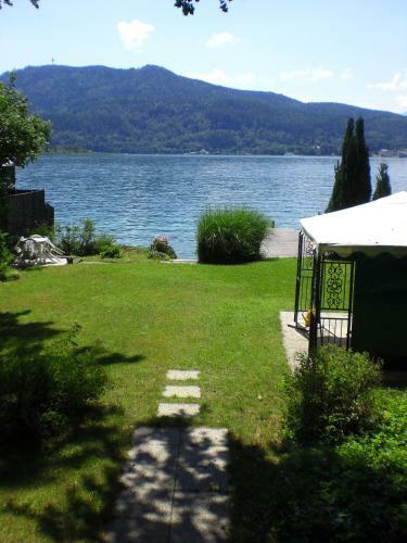 Apartamento Haus Angelika - Ferienwohnung W�rthersee