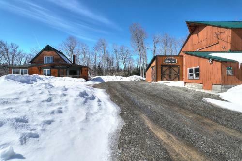 Taylor Farm By Morton & Furbish