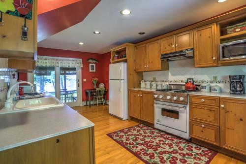Edgewater By Morton & Furbish