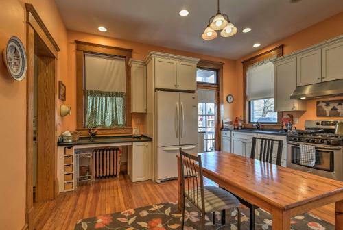Historic Cumberland Home With Deck And Valley View!