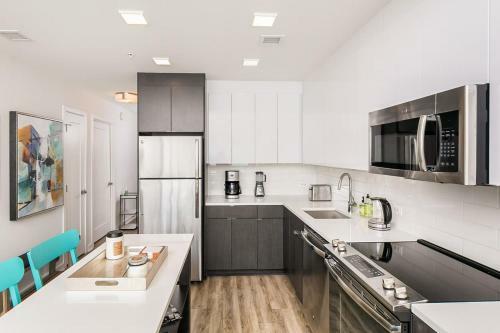 Apartamento 2br Elegant Luxury Suite With Gym & Pool By Envitae