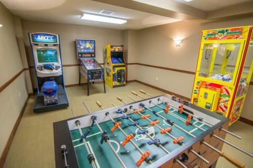 Hotel A124- Studio Standard View Suite, King Size Bed, Kitchenette, Free Wifi!