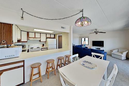 Apartamento Diamond Head Condo - Beachfront Locale & Pool! Condo