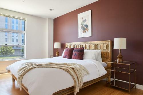 Evonify Corporate - South End Luxury Apartments