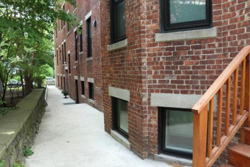 A Stylish Stay W/ A Queen Bed, Heated Floors.. #28