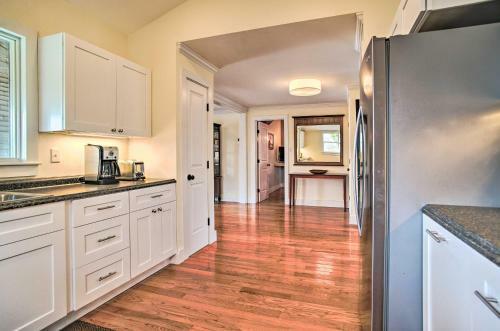 Bourne House With Furnished Deck And Waterfront Views!