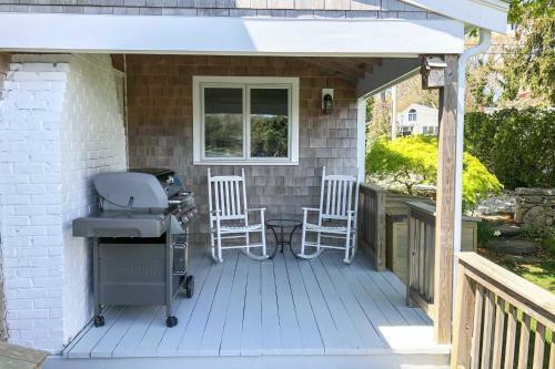 Bourne House With Furnished Deck And Waterfront Views!