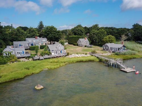 422 Waterfront With Amazing Views Boat Dock Dog Friendly