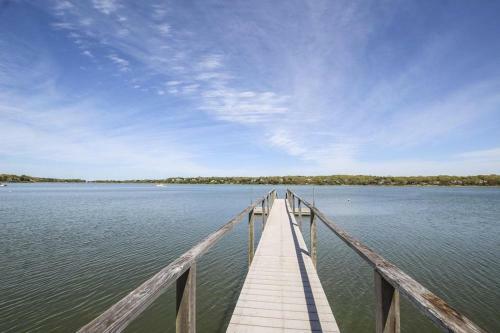 446 Waterfront Fun Awaits In This Huge Family Estate