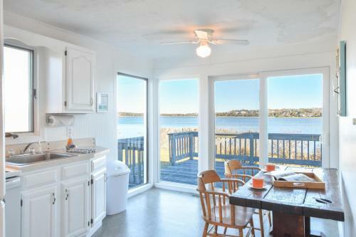 446 Waterfront Fun Awaits In This Huge Family Estate