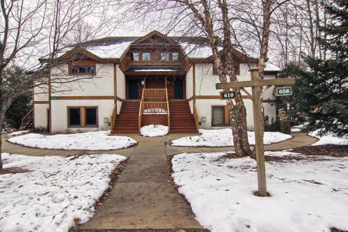 610 Disciples Village Condo