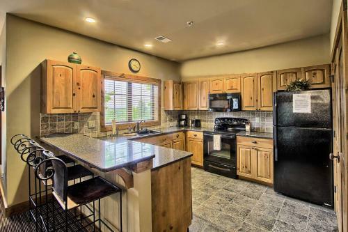 7320 Creekside Condo
