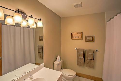 Boyne Falls Townhome With Forest Views-walk To Lifts!