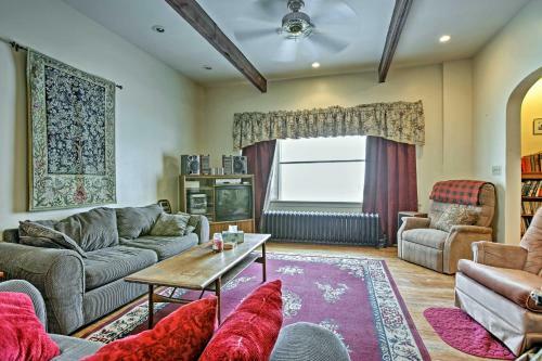Downtown Bessemer House Near Skiing And Snowmobiling