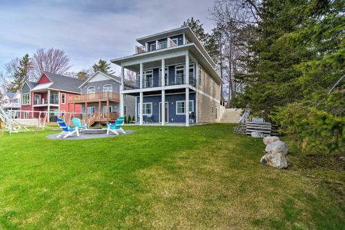 Lakefront Cadillac Home With Dock - Mins To Hiking