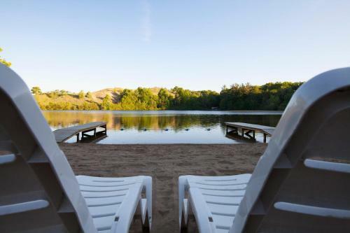 Villa Goshorn Lake Cottage #9
