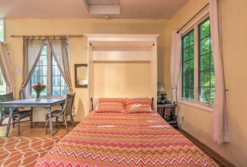 Apartamento Quiet Saugatuck Studio With Patio - Walk To Dtwn!