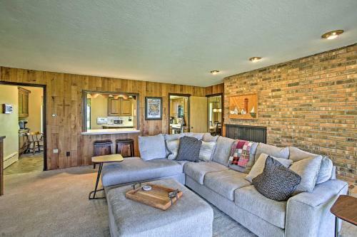 Classy Home With Billiards Table, Country View!