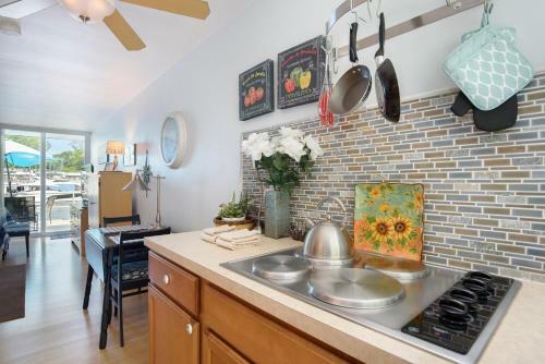 Holiday Hills Condo, Unit #5