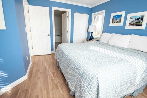 Beach Room 220