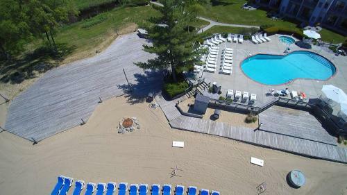 The Shores - Beautiful Beach Side Condo