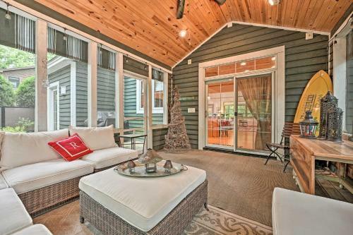 Family Retreat Fire Pit, Bbq, Walk To Beach!