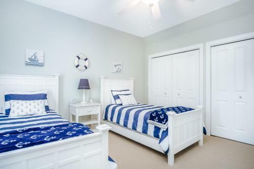 The Lighthouse In Lakeshore Cottages