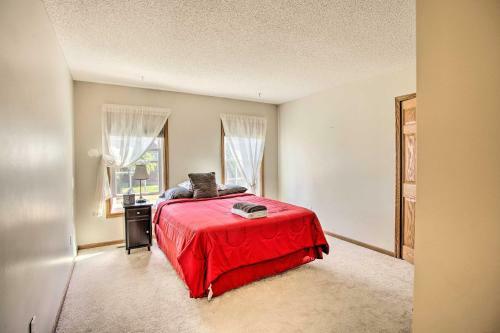 Executive Eden Prairie Home With Deck, Game Room