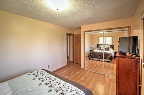 Quaint Duluth Hideaway With Private Fenced-in Yard!