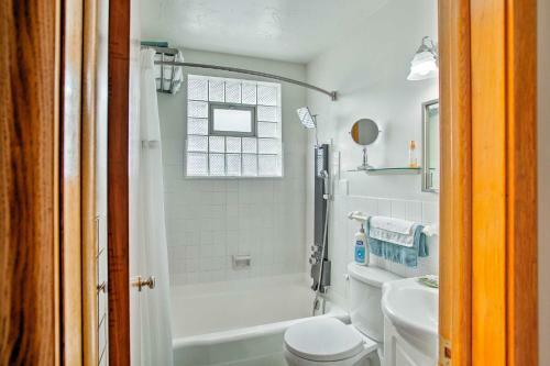 Apartamento Minneapolis Apt By Bus Stop - 15 Min To Downtown!