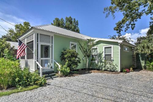 Bay St Louis Cottage - Harbor Half Mi, Beach 1 Mi!