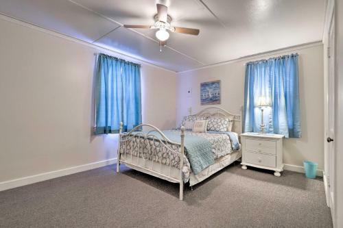 Gulfport Home With Deck And Grill, Walk To Beach!
