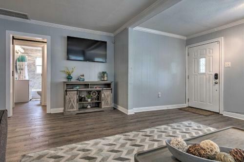 Gulfport Bungalow By Jones Park And Beach Access!