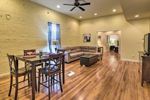 Apartamento Modernized Dtwn Condo With Patio And Grill Access