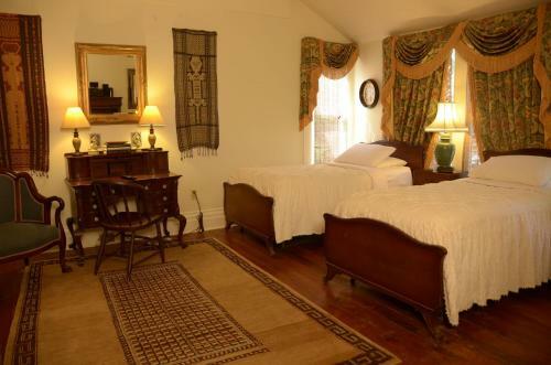 Bed & Breakfast Anchuca Historic Mansion & Inn