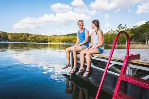 Luxury Lakefront Villa 2 Mi To Sdc Huge Pool Kayaks Dock