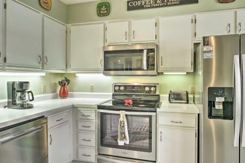 Apartamento Pointe Royale Walk-in Condo With Resort Amenities!