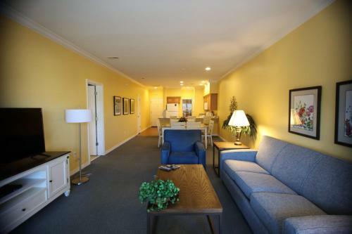 Modern Condo By Entertainment District 2br Standard