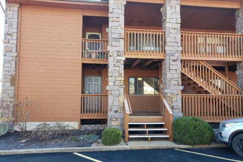 Pointe Royale 93-5