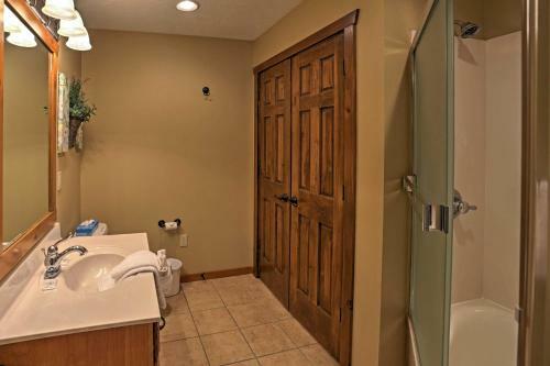 Elegant Branson Home Less Than 2 Mi To Silver Dollar City!