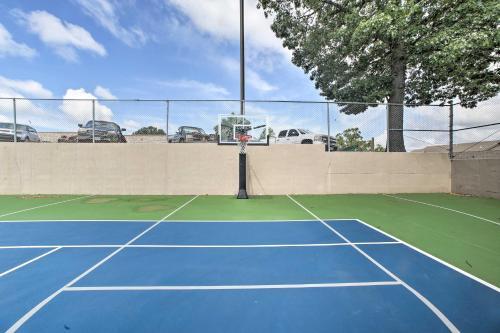 Apartamento Resort Condo - 4 Miles From Branson Landing!