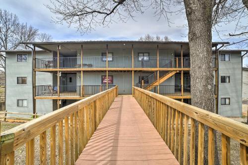 Apartamento Condo With Community Pool, 2mi To Silver Dollar City!