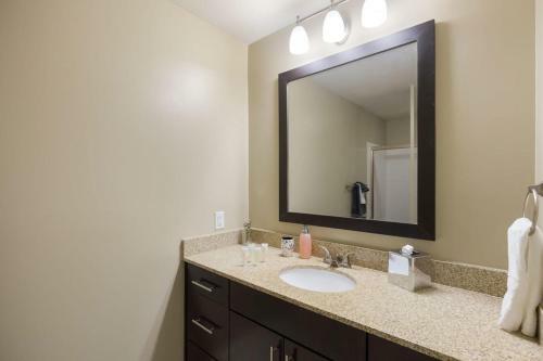 Apartamento Comfortable Plaza Studio With Free Parking By Zencity