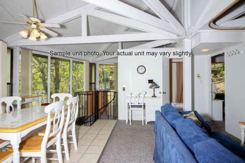 Unit 5 - Treetop 2 Bedroom Villa